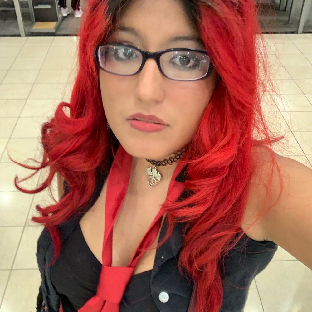 Meet your Posher, Lucila